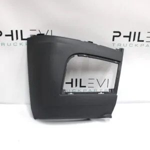 Coin de pare-chocs droit Mercedes Actros A 960 885 05 38